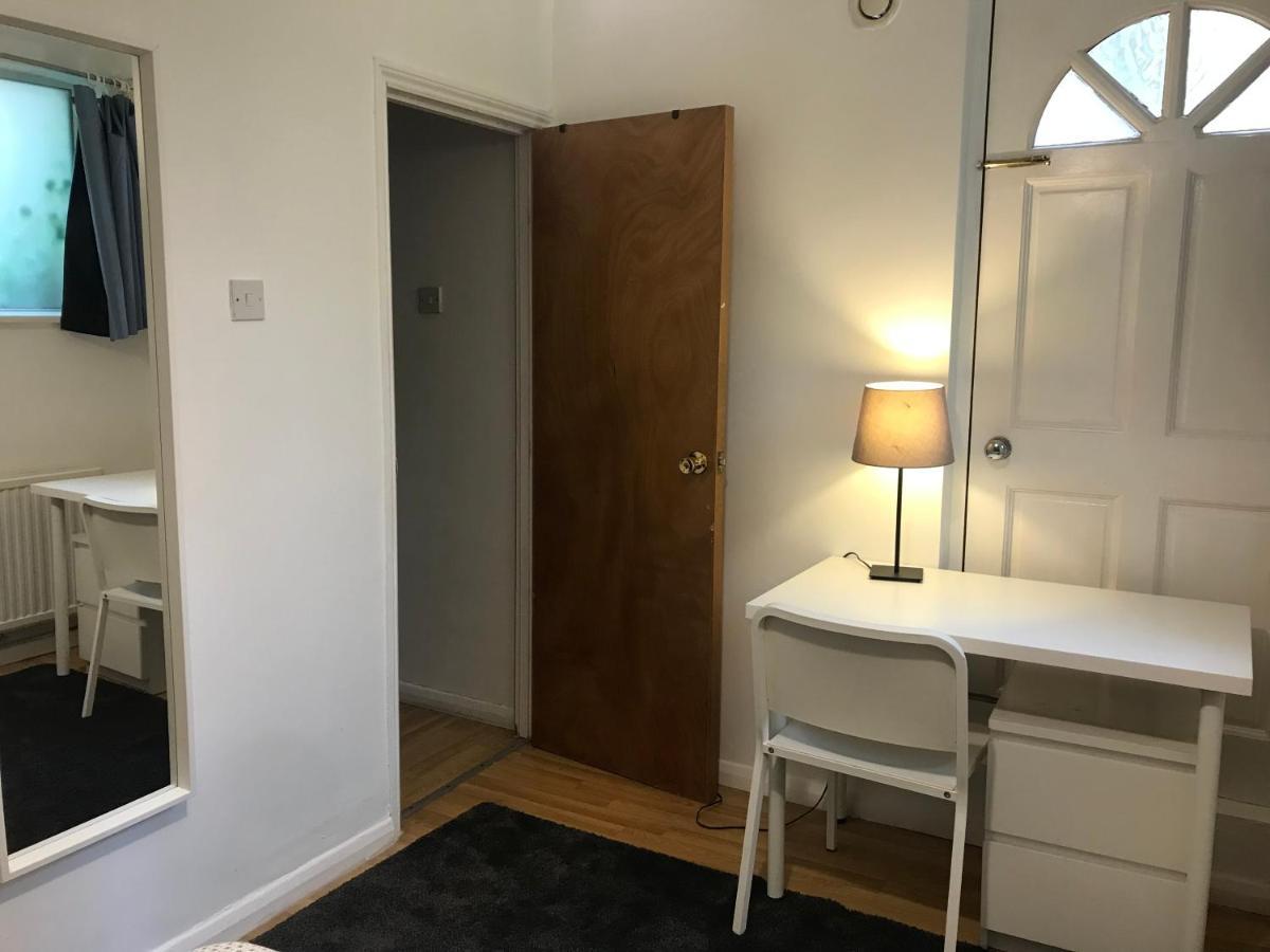 Lovely Budget Double Ensuite In Bricklane Londres Exterior foto